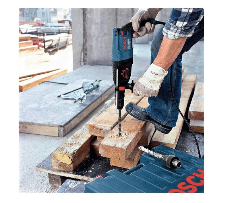 Busilica za beton drvo metal Bosch GBH 2-26 cekic