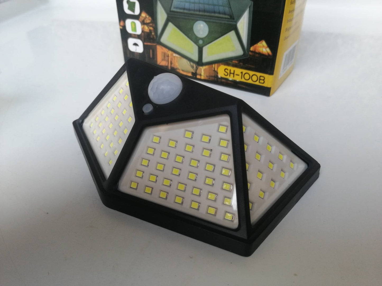 Solarni Reflektor solarna lampa