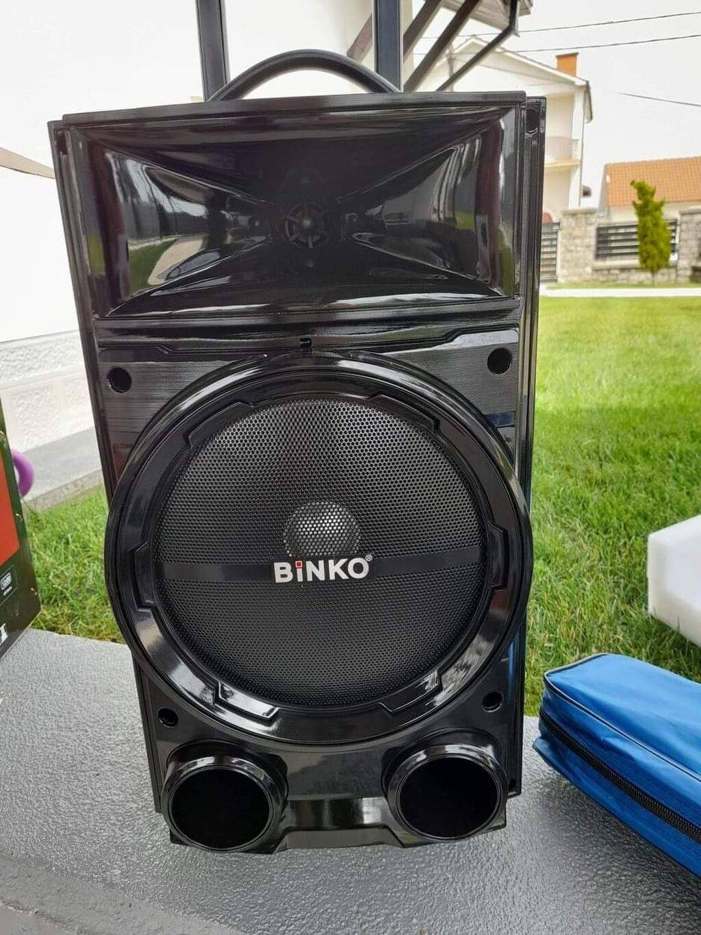 BLUETOOTH zvučnik BINKO BK-800/bežični mikrofon