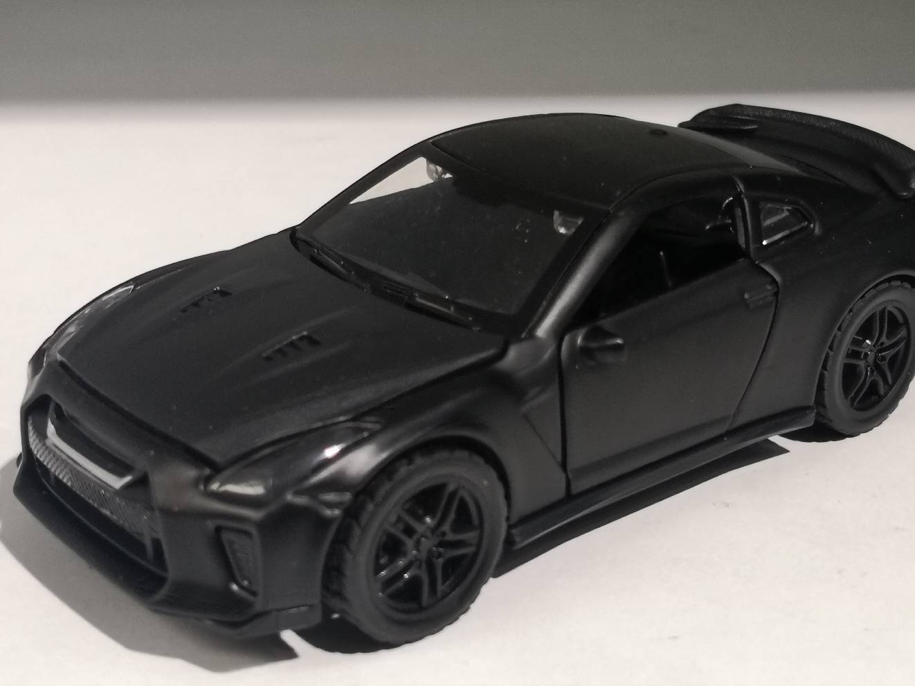 Metalni autići NiSSAN GTR-R35 Crni - Metalni autići NiSSAN GTR-R35 Crni