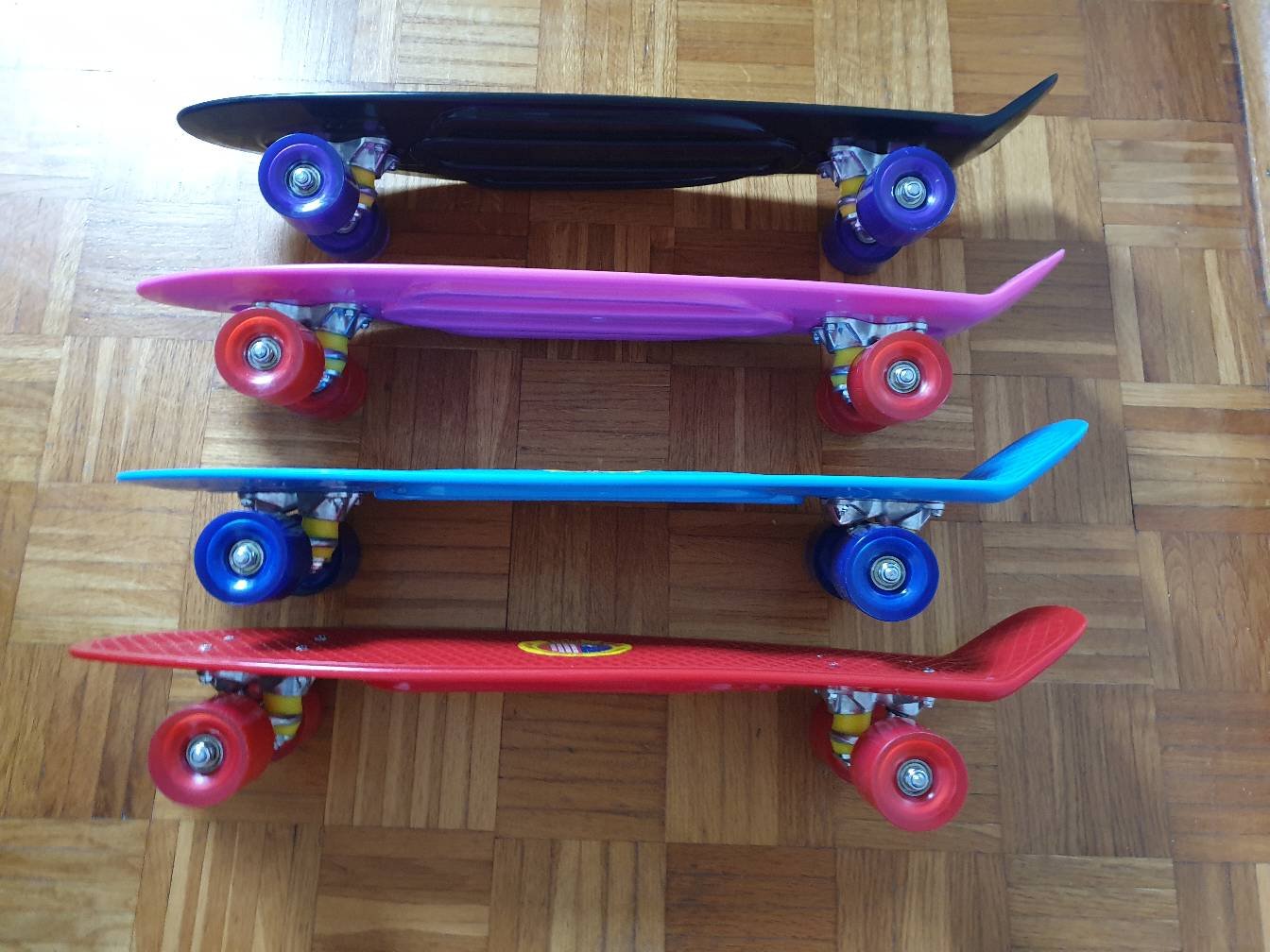 Penny board skateboard pennyboard skejt - Penny board skateboard pennyboard skejt