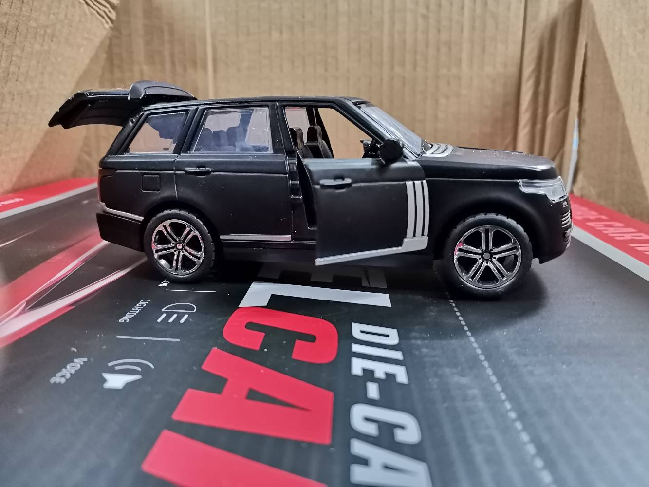 Range Rover Metalni Crni