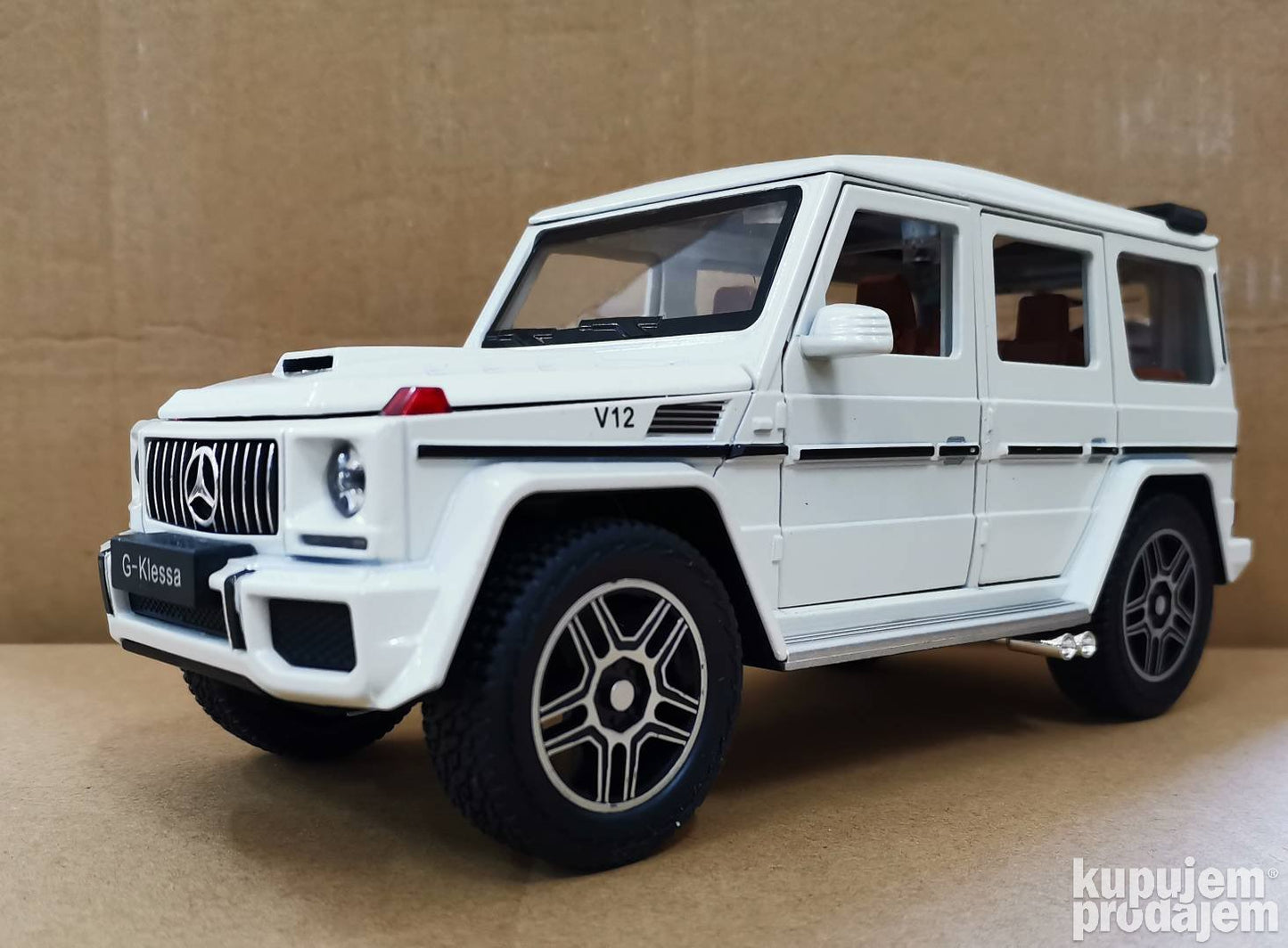 Beli G63 (G Klase) Mercedes Benz Die cast 1/24 - Beli G63 (G Klase) Mercedes Benz Die cast 1/24