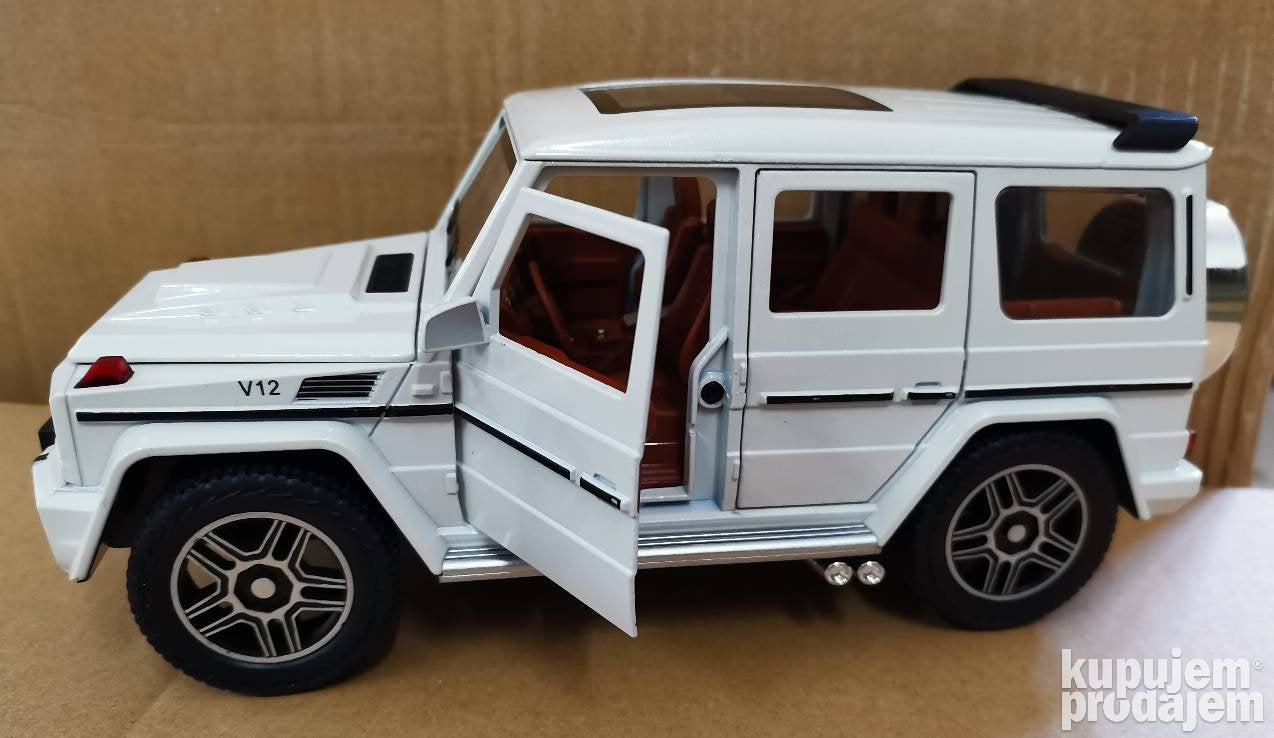 Beli G63 (G Klase) Mercedes Benz Die cast 1/24 - Beli G63 (G Klase) Mercedes Benz Die cast 1/24