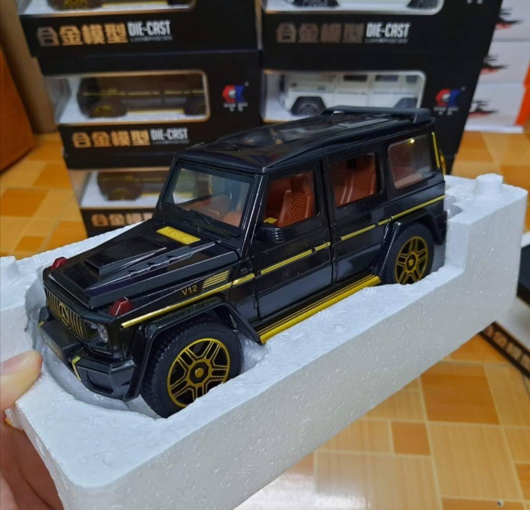 Mercedes Benz AMG G63 metalni autić crni - Mercedes Benz AMG G63 metalni autić crni