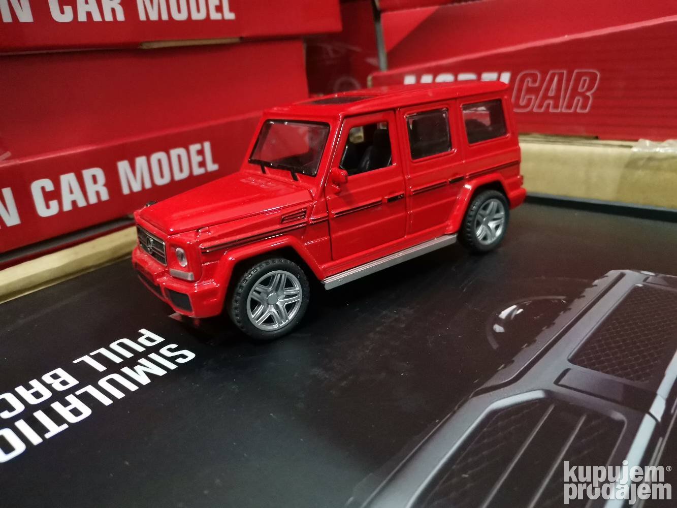 Crvena G65 Mercedes Benz DieCast 1 /32 - Crvena G65 Mercedes Benz DieCast 1 /32