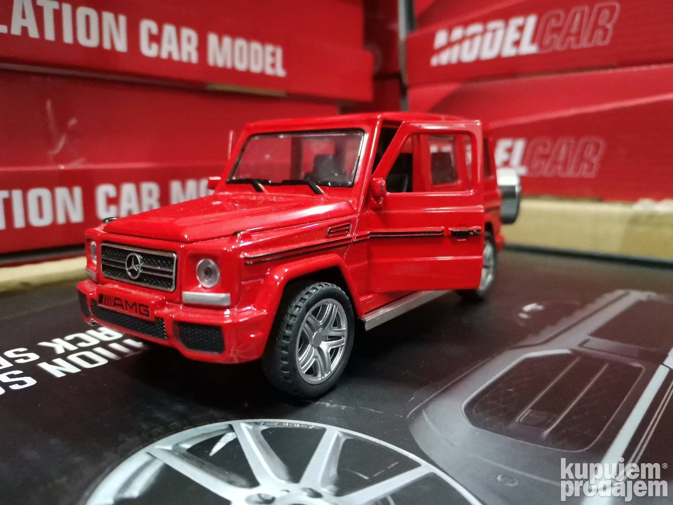 Crvena G65 Mercedes Benz DieCast 1 /32 - Crvena G65 Mercedes Benz DieCast 1 /32