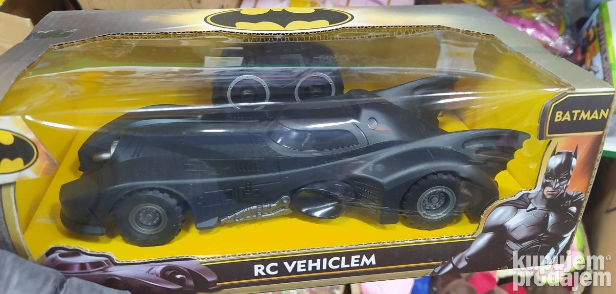 Batmobil/  Betmenov čuveni auto