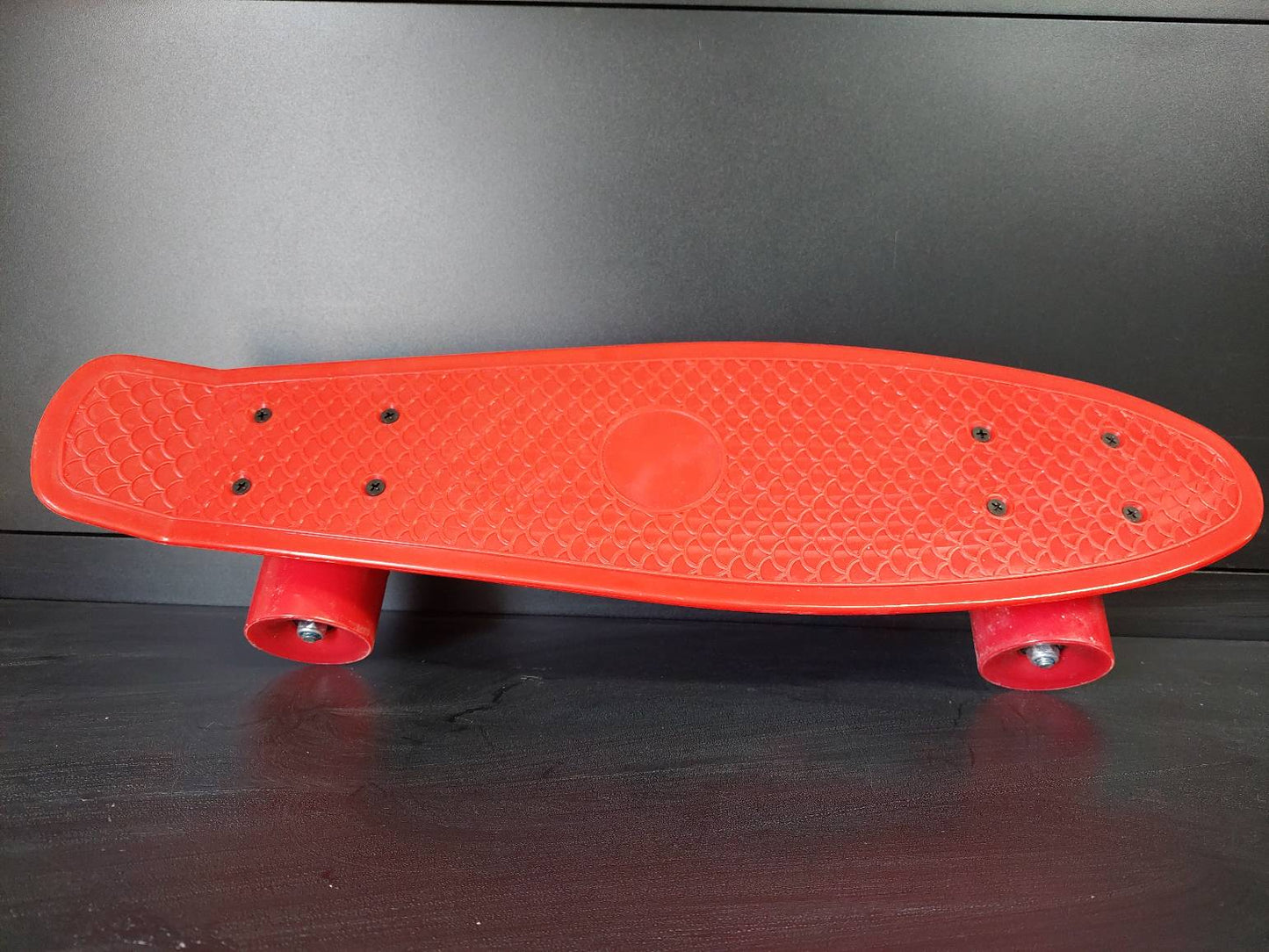 Crveni Skejtbord(pennyboard) - Crveni Skejtbord(pennyboard)