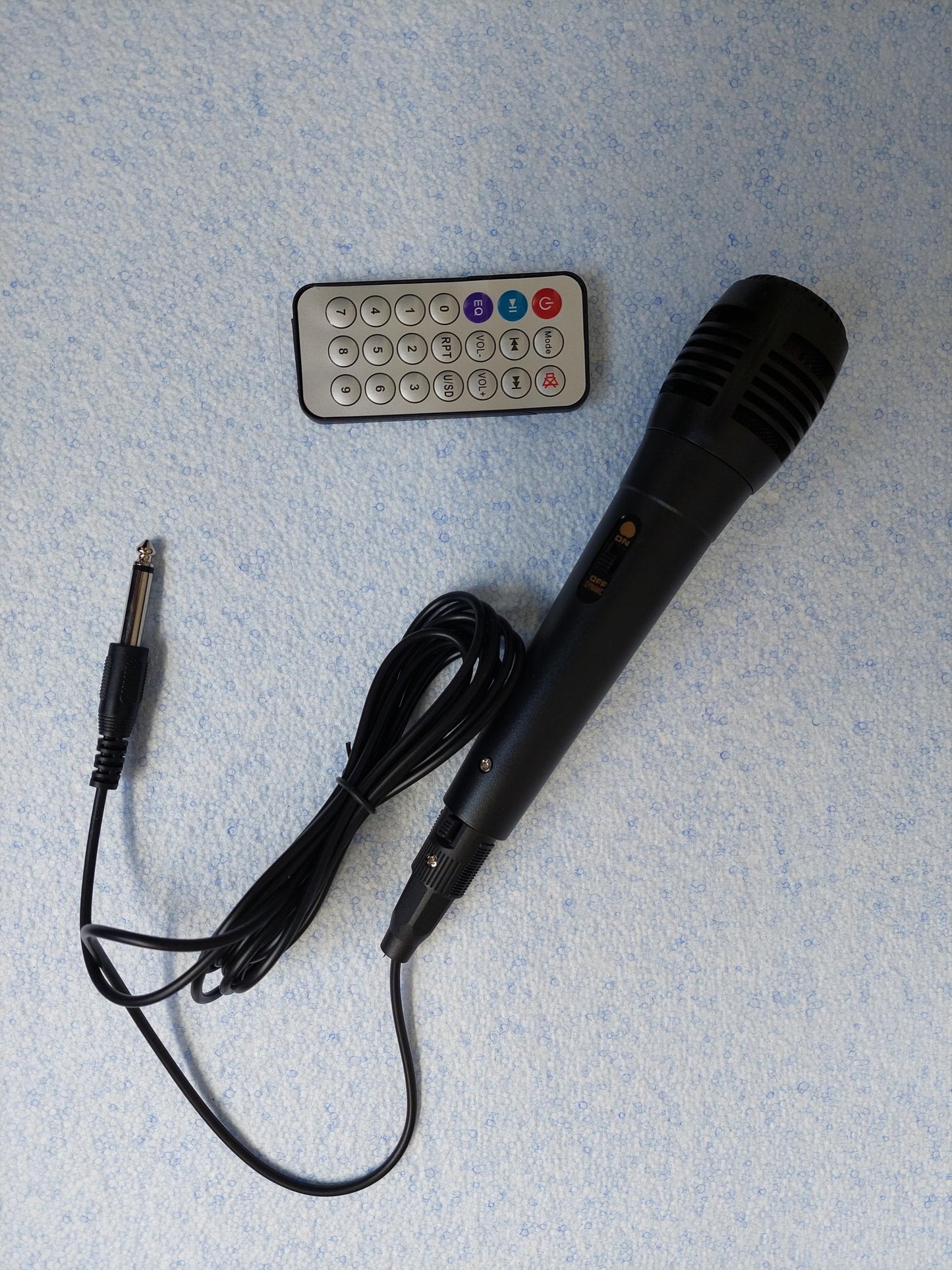 Buetooth karaoke zqs 8102 bezicni Zvucnik 8 inch + mikrofon - Buetooth karaoke zqs 8102 bezicni Zvucnik 8 inch + mikrofon