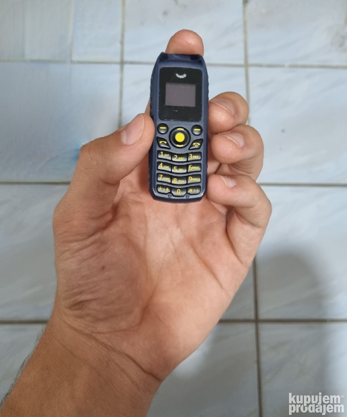 Mali telefon B25 wireless dialer/mini phone šupak