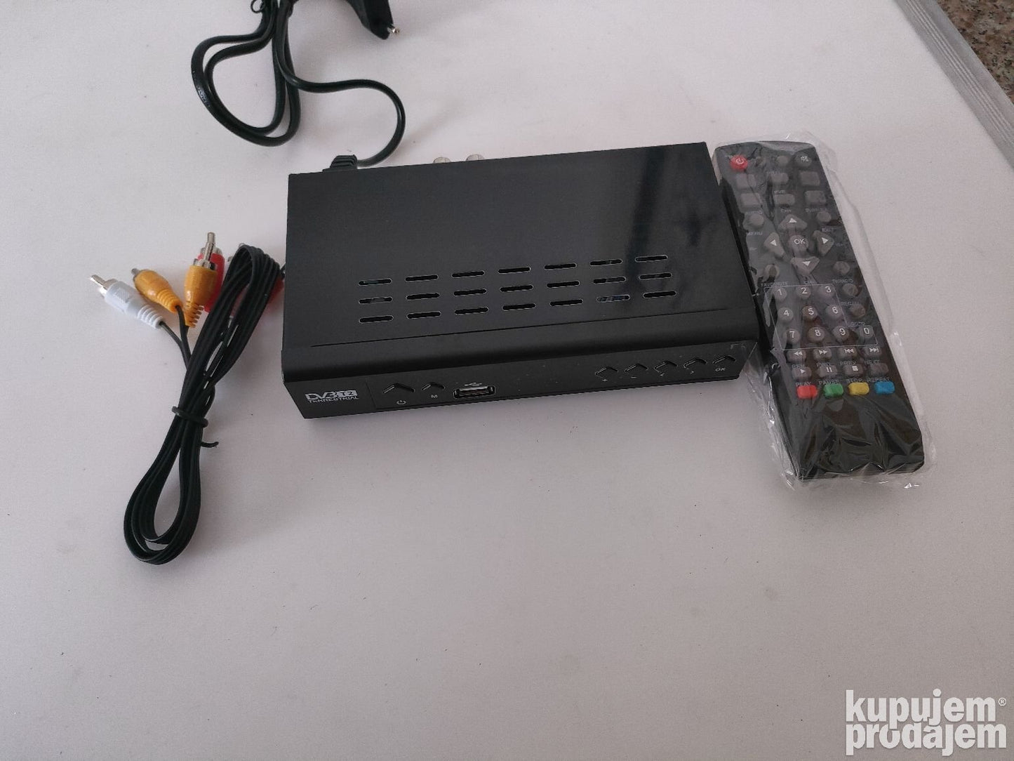 Set Top TV Box DV3T2 QW