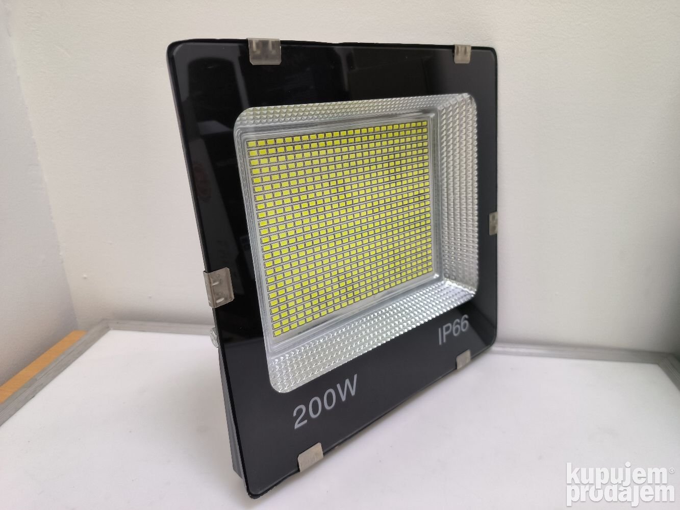 Reflektor LED Svetlo 200W QW