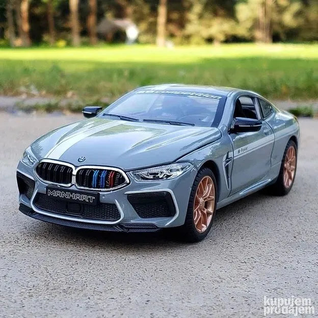 Bmw M8 1/24 sivi metalni - Bmw M8 1/24 sivi metalni