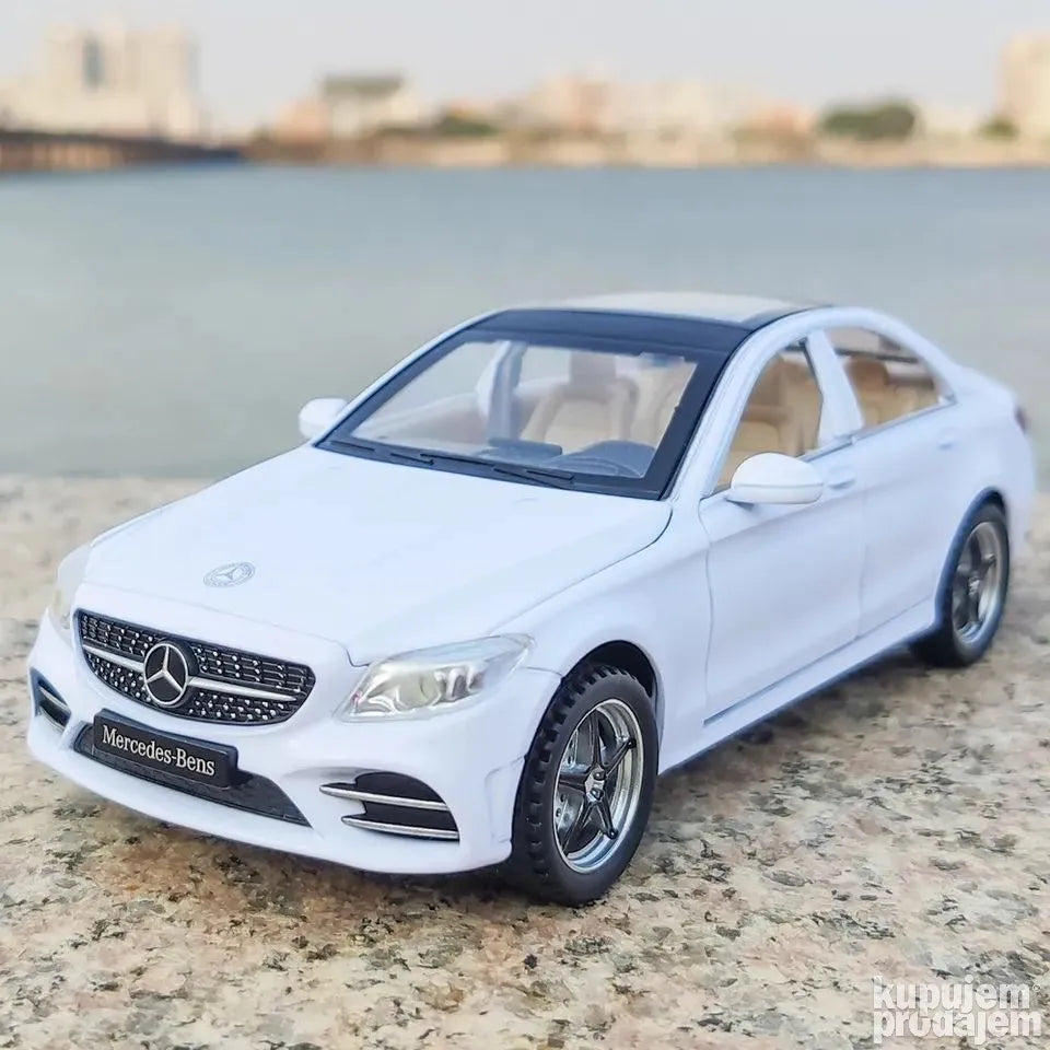 Mercedes Benz C260L 1/32 Beli Metal