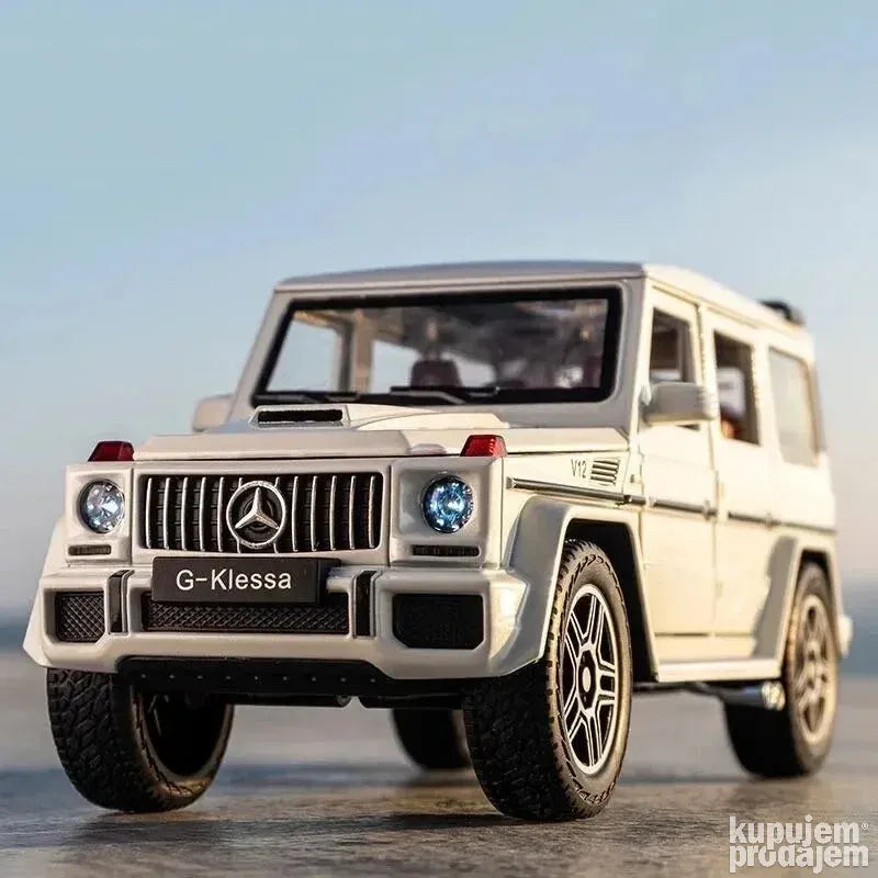 Mercedes Benz G63 1/24 Beli