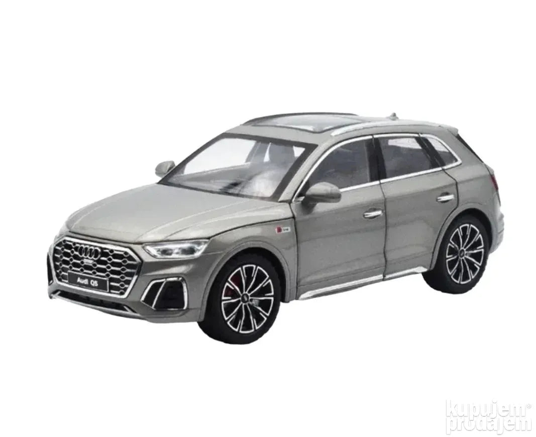 Audi Q5 S-line 1:24 sivi metalni auto