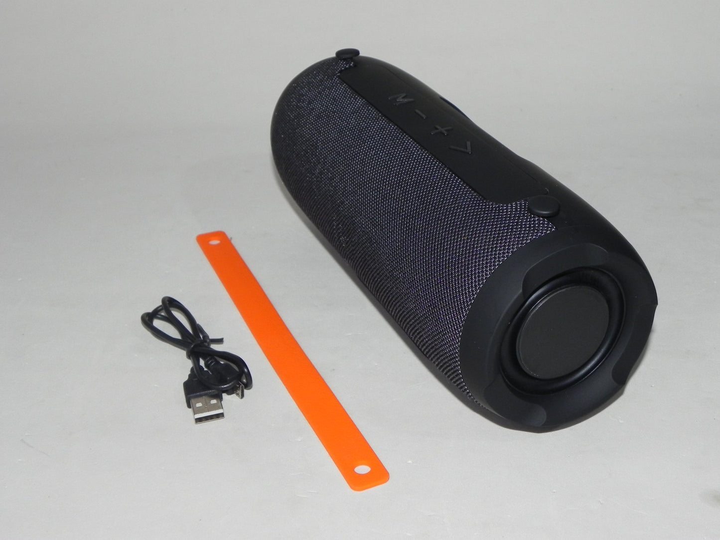 Bluetooth zvučnik Boombox Charge E13