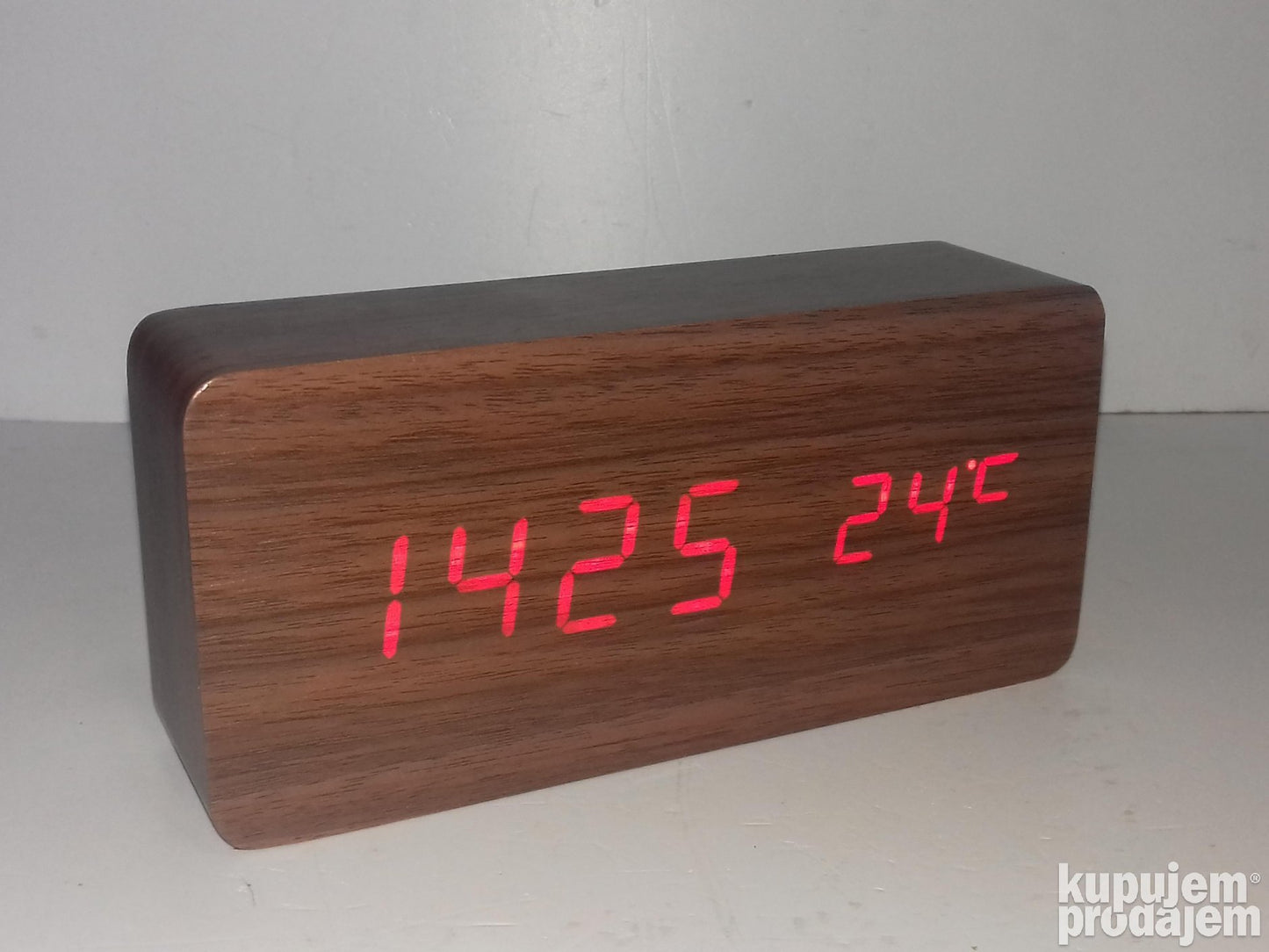 Wooden clock - Digitalni stoni sat (boja drveta)