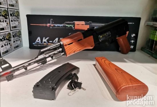 AK-47 puska sa svetlećim, i zvučnim efektima