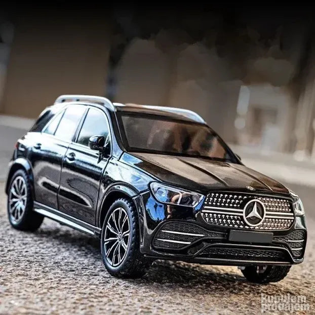 Mercedes Benz GLE350 1/24 Crna